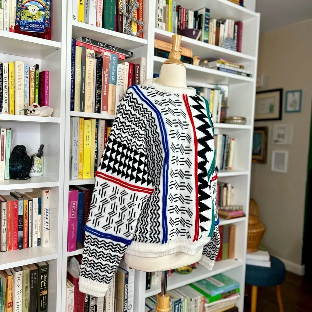 Vintage Concrete Mix geometric print sweater - Picture 6 of 8
